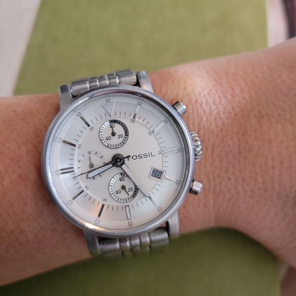 Fossil Women's ES-1793 Boyfriend Watch Chronograph - Picture 9 of 14